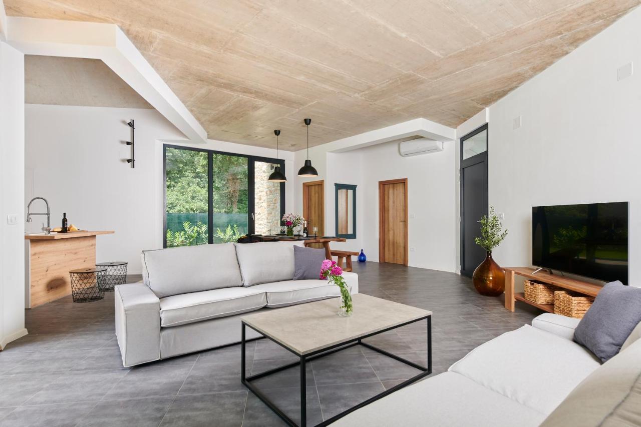 Villa Unique Design Doris