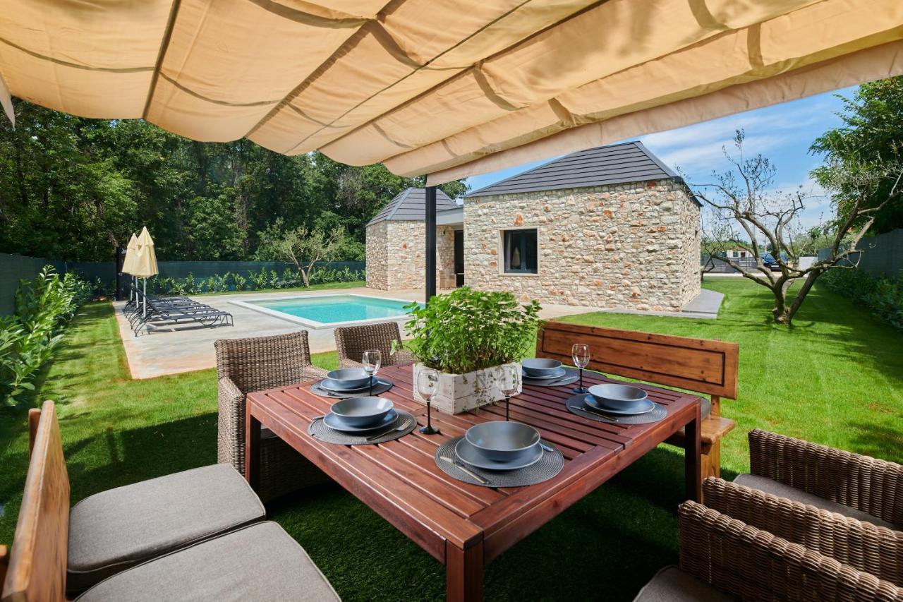 Villa Unique Design Doris